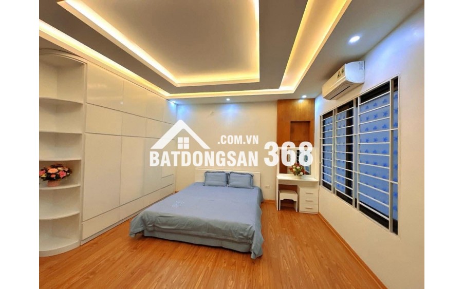 Bán nhà ngõ 132 cầu giấy 59m x5 tầng giá 15,5 tỷ ,cách ô tô 20m