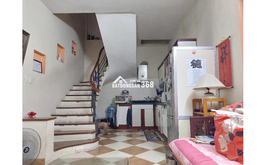 NHÀ ĐẸP – Ở NGAY – VỊ TRÍ TRUNG TÂM PHỐ HÀO NAM 