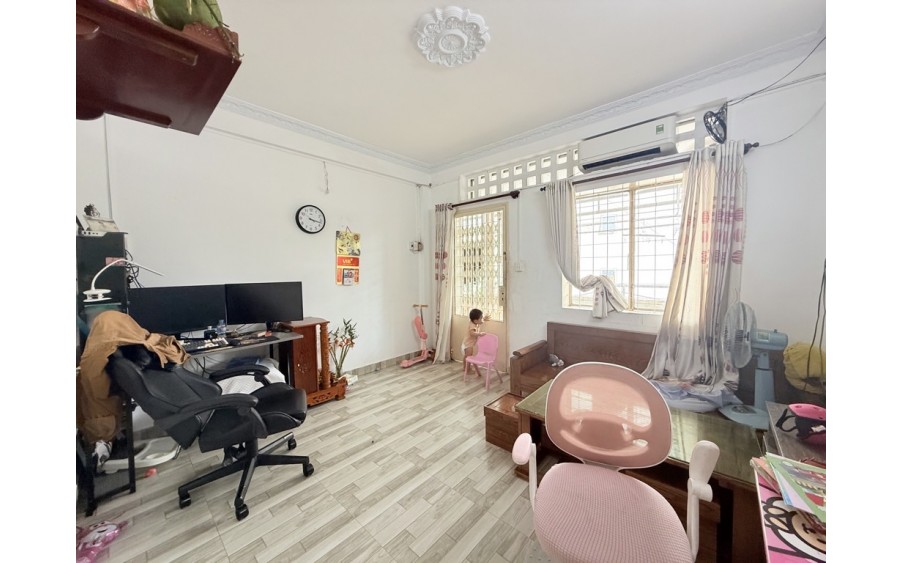 2.3 TỶ  - HUỲNH VĂN CHÍNH - TÂN PHÚ - 44M (4x11) CÓ THỂ THIẾT KẾ 2 PN - LẦU 2