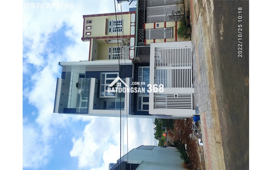 ** Nhận Thi Công Nhà Trọn Gói Tại Bảo Lộc **
 **Chúng tôi cung cấp:**
- **Thiết kế kiến trúc**: Tư vấn và thiết kế nhà ở theo phong cách hiện