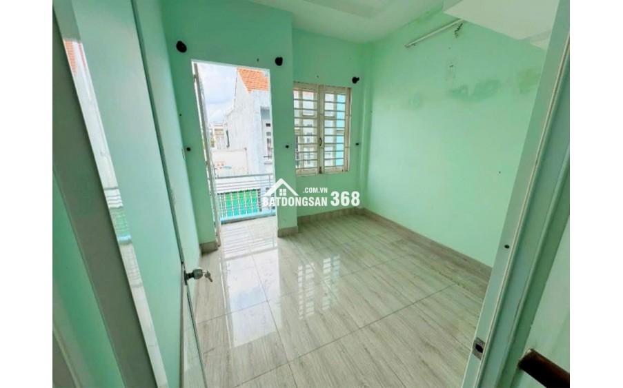 Cần Bán Nhà Cho Gia Đình Nhiều Thành Viên, Đường Lê Đình Cẩn, 4PN, DT 40m2/ 4,5 Tỷ