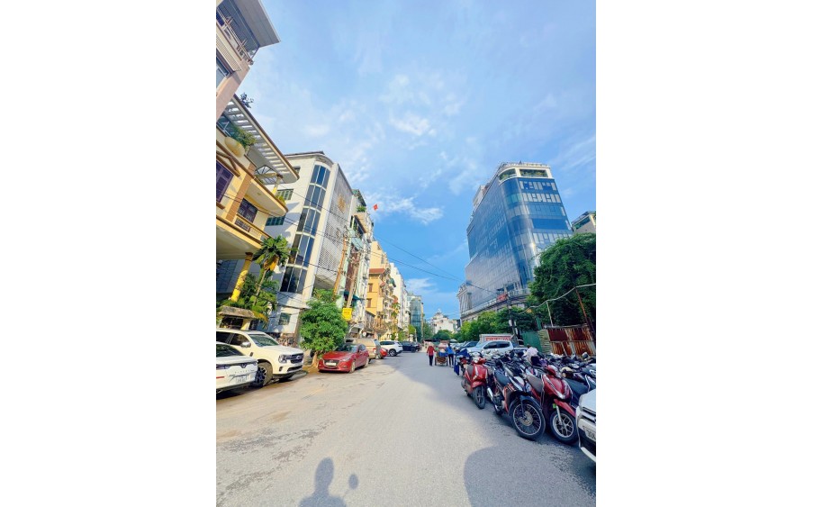 Siêu phẩm nhà đất Giang Văn Minh
