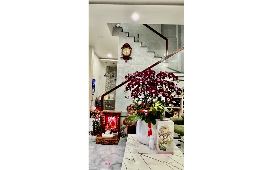 Bán nhà Quận Gò Vấp