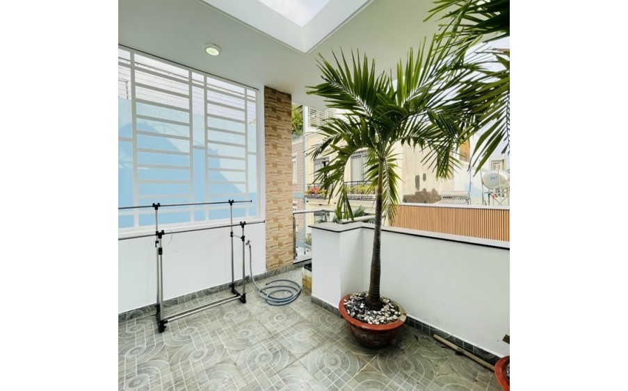 HẺM Ô TÔ - 65M2 - 3 TẦNG - 3 PHÒNG - 7.2 TỶ - HOÀN CÔNG ĐẦY ĐỦ - THU NHẬP 15 TRIỆU/ THÁNG.