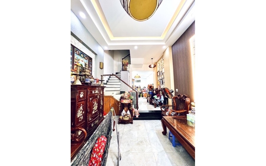 GÒ VẤP PHẠM VĂN CHIÊU - KHU ĐỒNG BỘ Ô TÔ NGỦ - 4*15 A4 4 TẦNG - 4PN Master - CHÍNH CHỦ ĐẦU SỔ - NGAY EMART - CHÀO BÁN 8.3 Tỷ