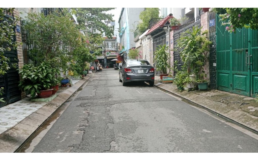 Nhà đạt chuẩn , Chủ cần bán gấp chuyển về Vinhomes,