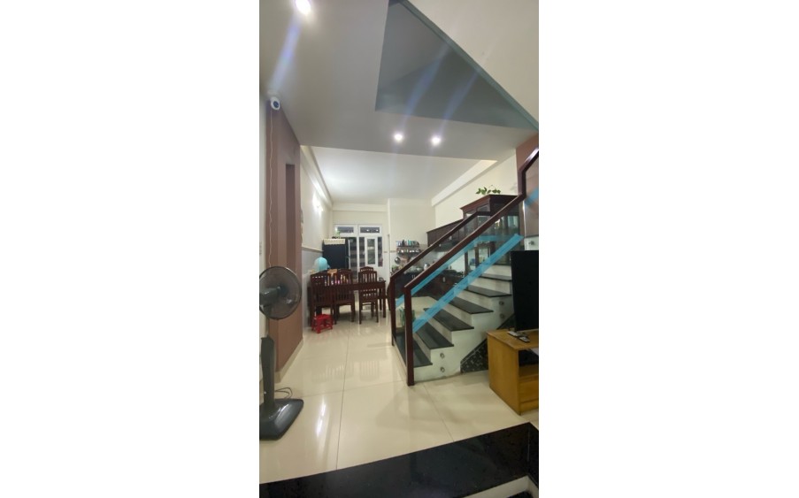 NHÀ MỚI VỀ ĐẸP, CÔNG NĂNG ĐẦY ĐỦ