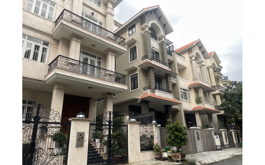 BIỆT THỰ HIM LAM Q7 – HỢP ĐỒNG THUÊ 70 TRIỆU/THÁNG – KHÔNG GIAN SỐNG ĐẲNG CẤP