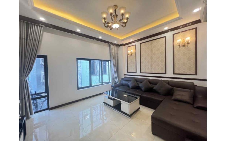 Bán nhà gần AEON Mall Long Biên  - Nhà dân xây - 49m2 - 9.4 tỷ