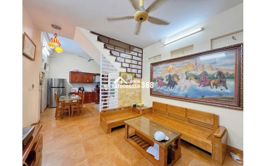 CỰC HIẾM LÔ GÓC HOÀNG HOA THÁM GẦN PHỐ NGÕ THÔNG KINH DOANH 50M² X 4 TẦNG 11 TỶ