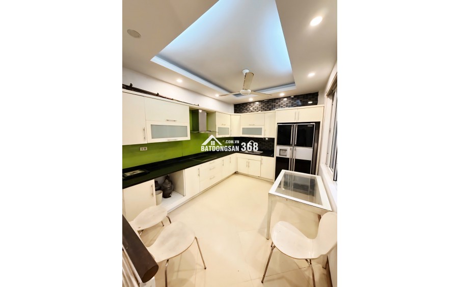Hiếm nhà lô góc Hoàng Hoa Thám gần phố 2 thoáng 52m² x 4 tầng hơn 11 tỷ