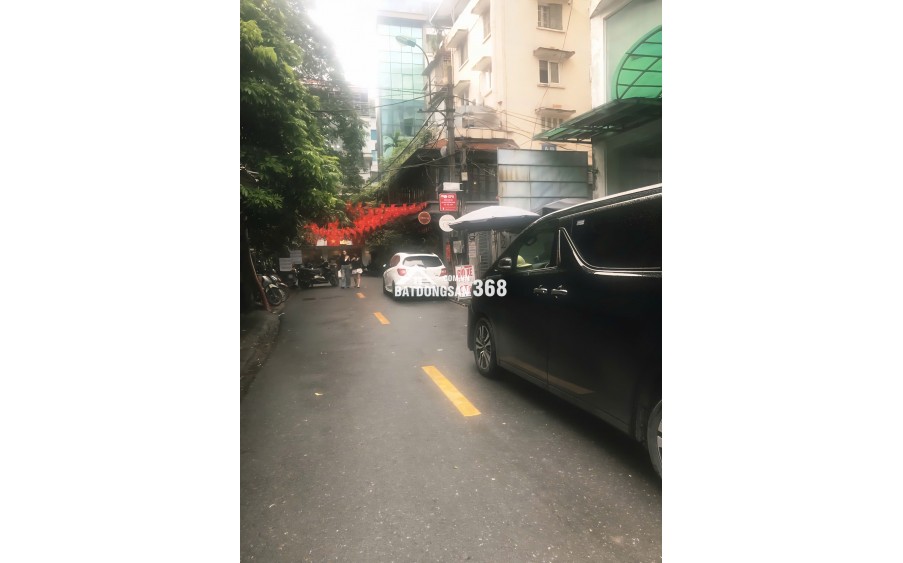 Cực hiếm nhà lô góc Hoàng Hoa Thám gần phố 2 thoáng 47m² x 4 tầng hơn 10 tỷ