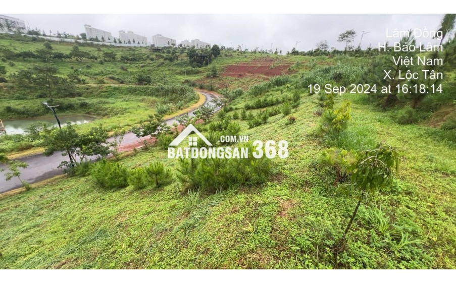 Siêu phẩm đất nền biệt thự đồi sinh thái nghỉ dưỡng128,4 m² tại P.2, TP. Bảo Lộc, trục đường 28m, View hồ bán nguyệt vô cực siêu đẹp