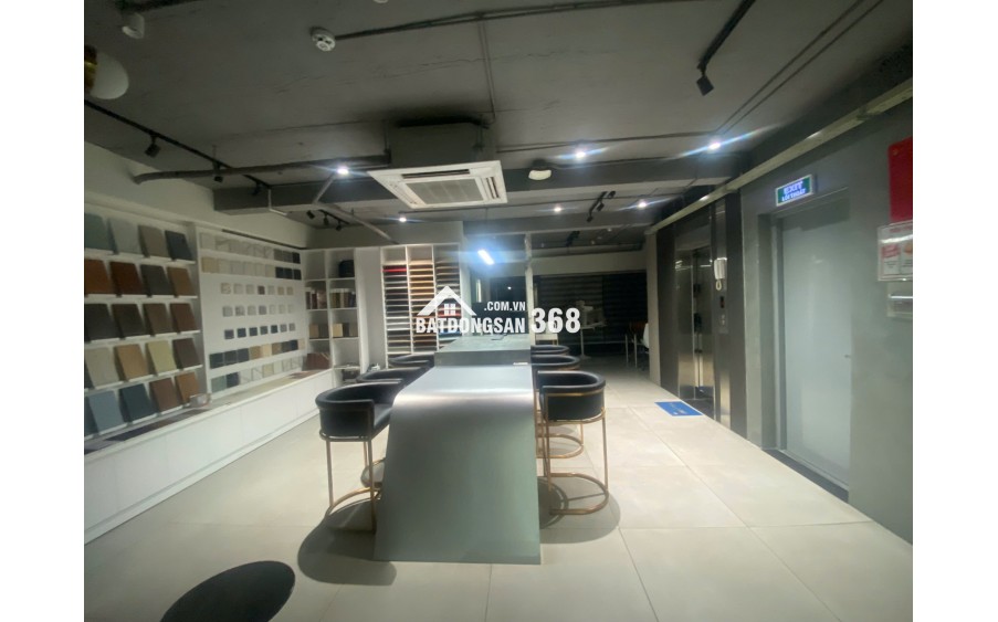 Bán nhà mặt tiền Lê Đình Thám, Tân Phú – 179,7m² – 1 hầm, 5 tầng, full nội thất văn phòng cao cấp – giá 38,5 tỷ