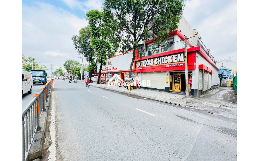 Cần bán gấp 1 căn mini House 5 Tầng trên đường Quang Trung, đối diện Coopmart, Gía chỉ 4 tỷ 950.