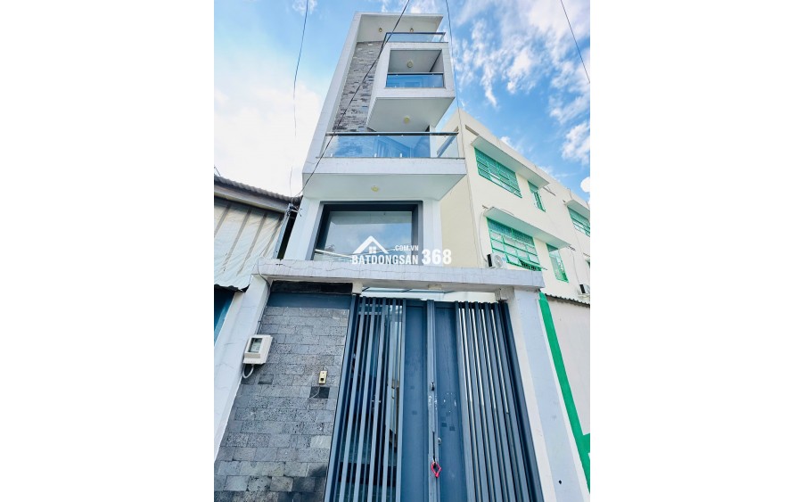 Cần bán gấp 1 căn mini House 5 Tầng trên đường Quang Trung, đối diện Coopmart, Gía chỉ 4 tỷ 950.