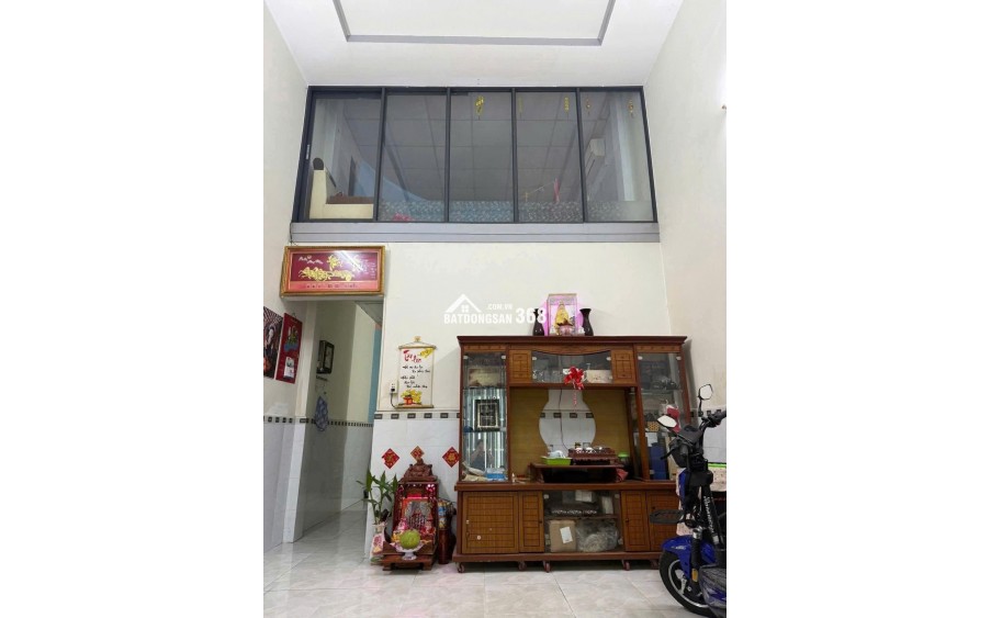 Bán nhà 2 tầng 4x12m. 2,65 t.ỷ. sổ hồng riêng. gần Chợ Thới Tứ .Hóc Môn