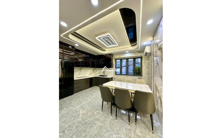 Nhà Nguyễn Ảnh Thủ, Hẻm Ô tô quay đầu, 70m2 5 tầng 5PN, sổ hồng. Nhỉnh 7 tỷ!