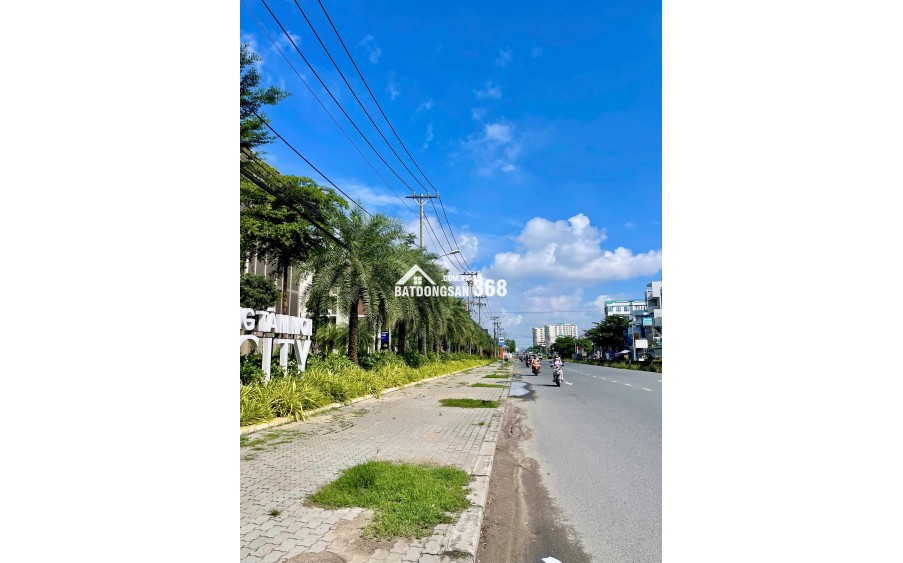 Nhà 3 tầng, 1 xẹt gần Đỗ Xuân Hợp, Phước Long B (Q9 cũ) ngang 5m, đất gần 100m nhỉnh 7 tỷ