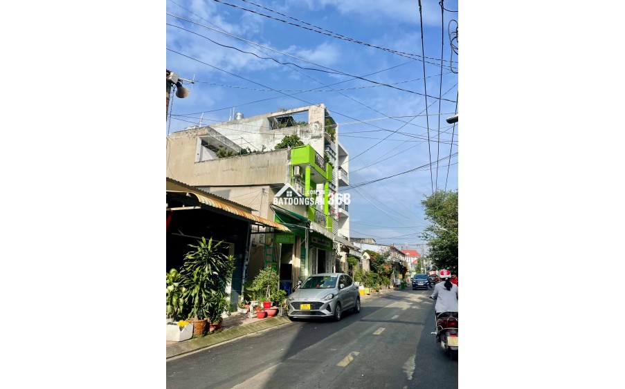 Nhà 4 tầng, hẻm 1 xẹt Đỗ Xuân Hợp, dòng tiền ổn định 10 triệu/tháng, chưa tới 4 tỷ.