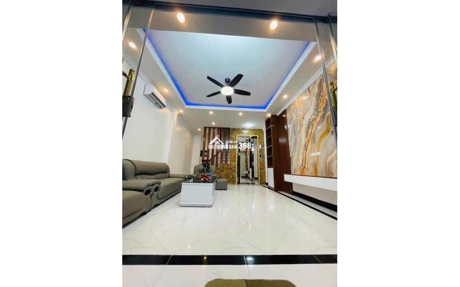 Chính Chủ Bán Nhà Cầu Giấy 38m2 6 Tầng Thang Máy Xây Mới Ô Tô Đỗ Cổng Hơn 10 Tỷ