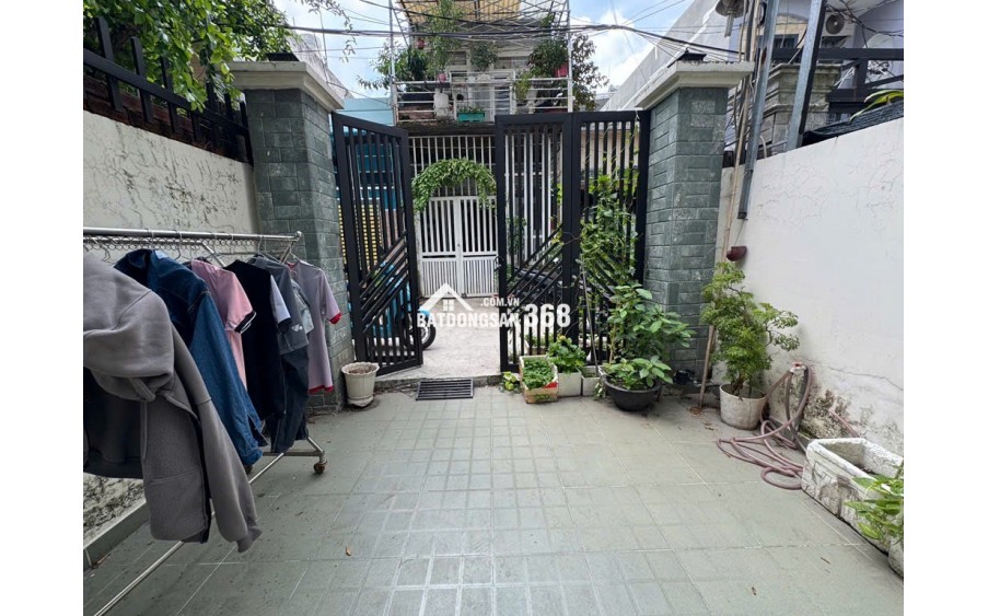 Bán Nhà hẻm 6m đường HàHuy Giáp phường THẠNH LỘC Q12.DT 71m2  5,2tỷ.