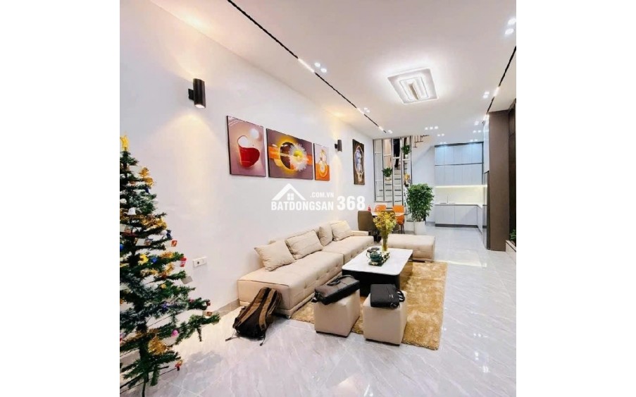 Nhà mới Nguyễn Đức Cảnh 42m – 7.8 tỷ, trước nhà SH quay, nắng lung linh, ngõ thông ba gác