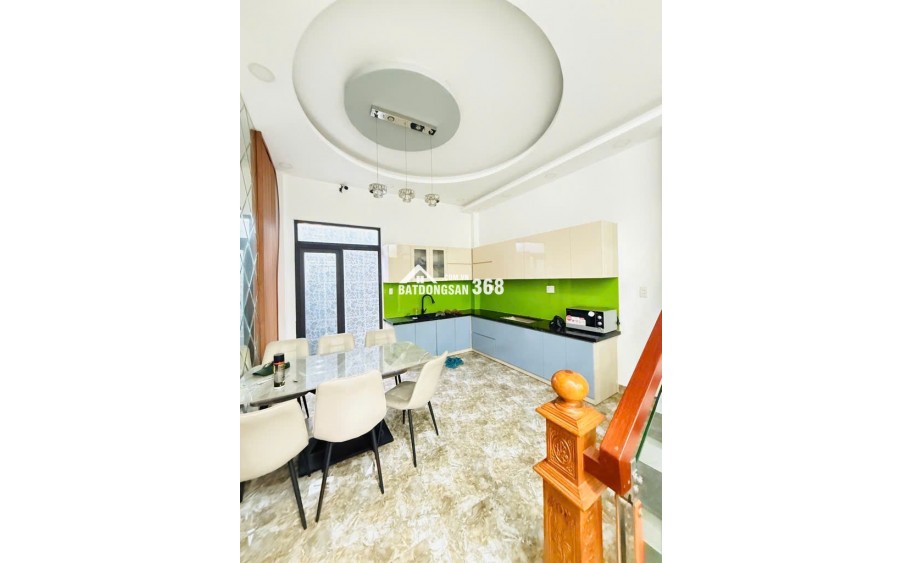 Nhà xinh Tô Ngọc Vân, Q12: 58m2, 3 tầng, 4PN, sổ hồng trao tay, giá hời chỉ 5.6 tỷ! An cư lạc nghiệp ngay trung tâm Sài Gòn. LH: 0918377255