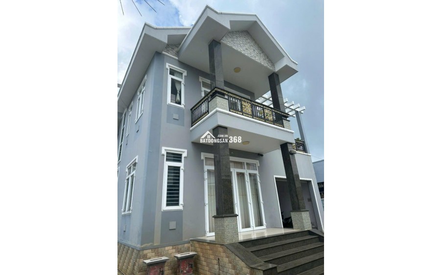  Bán gấp Biệt thự Long Hải – Vũng Tàu, trung tâm thị trấn -  Giá bán 10,5 tỷ, còn thương lượng