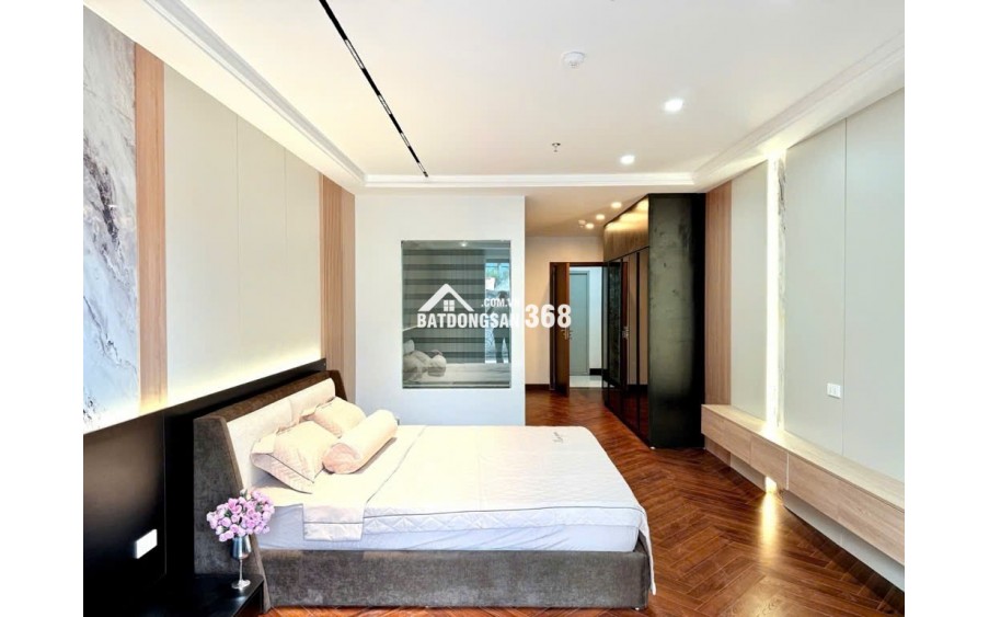 Siêu phẩm nhà 5 tầng gara ô tô, KD phố Đông Ngạc, Bắc Từ Liêm 46m2 giá 12.6 tỷ