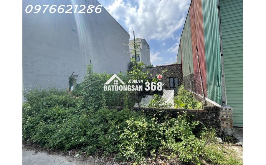 SIÊU HIẾM – Bán đất Giang Biên, ngõ ô tô, gần chợ Quán Tình Quang, 30m² giá 3,7 tỷ