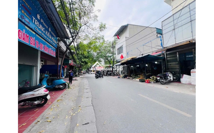 MẢNH ĐẤT VÀNG - MẶT PHỐ PHÚC DIỄN - VỈA HÈ - Ô TÔ TRÁNH - KINH DOANH SẦM UẤT - THOÁNG TRƯỚC SAU