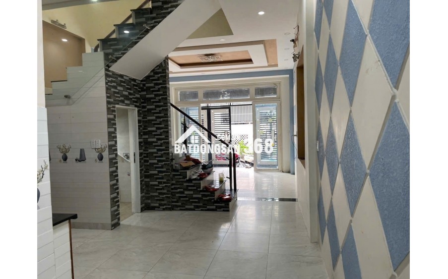  NHÀ ĐẸP 3 TẦNG – GẦN LÀNG ĐH THỦ ĐỨC – GIÁ CHỈ 4.95 TỶ 
 Khu sầm uất, thuận tiện an cư