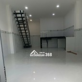 Bán nhà 1 trệt 1 gác suốt cách Nguyễn Văn Linh chỉ 100m nhà mới tinh