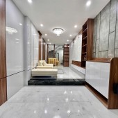 Lõi Gia Thuỵ, Nhà dân xây, Full nội thất, Ngõ thông các ngả, Tiện ích đẳng cấp, Dân trí cao.