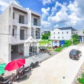 Bán gấp nhà 3 tầng, Thủ Dầu Một, giá chỉ 2,95 tỷ,hỗ trợ vay lên đến 70%!!!