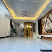 Nhà Ngọc Lâm xây mới 6 tầng – 47m – thang máy, ôtô đỗ trong nhà, 2 mặt thoáng, giá 11.7 tỷ