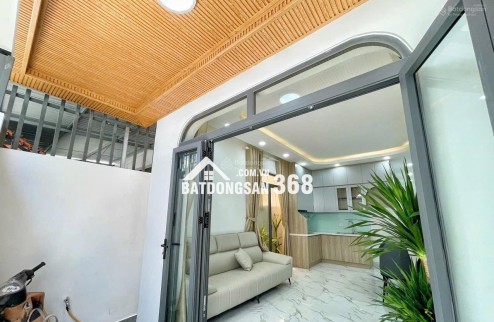 BÁN NHÀ MỚI TRUNG TÂM NHA TRANG – HẺM Ô TÔ, GẦN BIỂN, NỘI THẤT ĐẦY ĐỦ – DỌN VÀO Ở NGAY