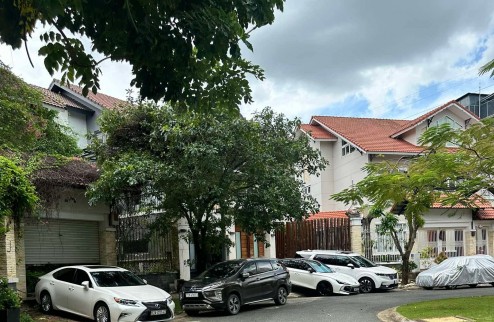 Bán Gấp Biệt Thự Nam Phú – Q7 – View Công Viên – Khu Compuond Khép Kín - Hồ Bơi Riêng