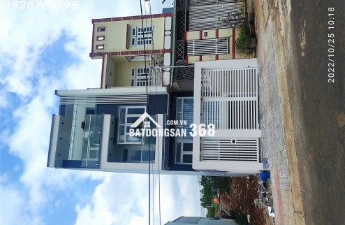 ** Nhận Thi Công Nhà Trọn Gói Tại Bảo Lộc **
 **Chúng tôi cung cấp:**
- **Thiết kế kiến trúc**: Tư vấn và thiết kế nhà ở theo phong cách hiện