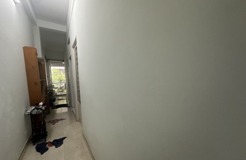 Hẻm xe hơi cách mt phan huy ích
