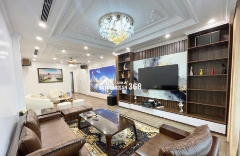 NHÀ 5 TẦNG THÁI THỊNH, ĐỐNG ĐA ĐI BỘ 5 PHÚT RA RẠP CHIẾU PHIM QUỐC