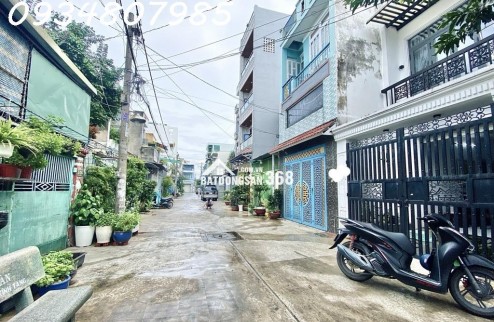 nhà ngõ q.12 đông hưng thuận 130m2 3 tầng 5pn sổ hồng giá cực tốt