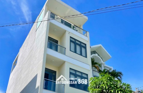 Nhà 4 tầng, 1 xẹt Đỗ Xuân Hợp, Phước Long B (Q9 cũ), đối diện chợ, 4 phòng ngủ, nhỉnh 5 tỷ