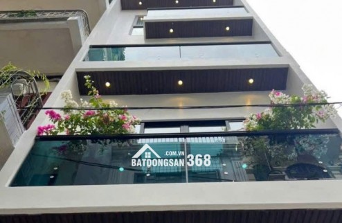 NHÀ XÂY MỚI CẦU GIẤY- 6 TẦNG THANG MÁY- DT 42M2- GẦN Ô TÔ- HƠN 9 TỶ