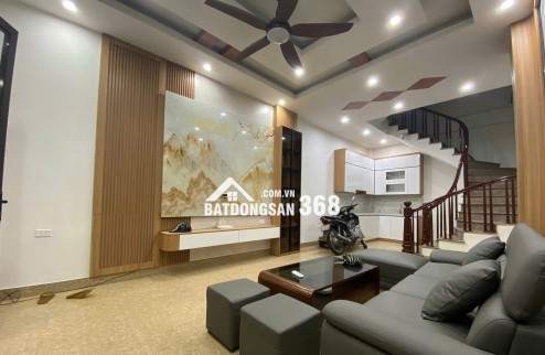 BÁN NHÀ PHỐ VĂN CAO - TRUNG TÂM BA ĐÌNH - NHÀ MỚI ĐẸP Ở NGAY - 32m2 CHƯA ĐẾN 8 TỶ