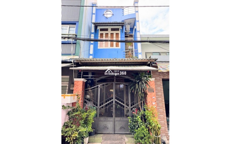 Bán nhà Hẻm ô tô ngay phố ẩm thực Phú Thọ Hòa, 67m2, 2 tầng, Vị trí kinh doanh, Chỉ 7tỷ nhỉnh