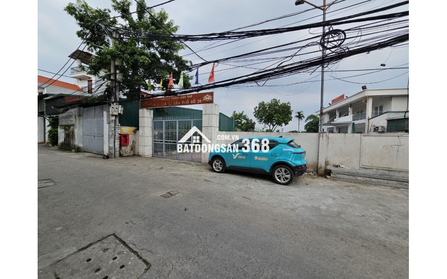 Bán nhà C4 Ngọc Thuỵ 35m lô góc oto qua nhà chỉ 4 tỷ hơn xíu. LH 0936123469