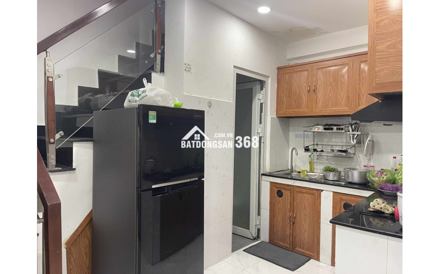 Bán nhà 3 tầng, 36m2 Bình Thành, Bình Tân. SH, 3.7 tỷ. LH: 0909898125