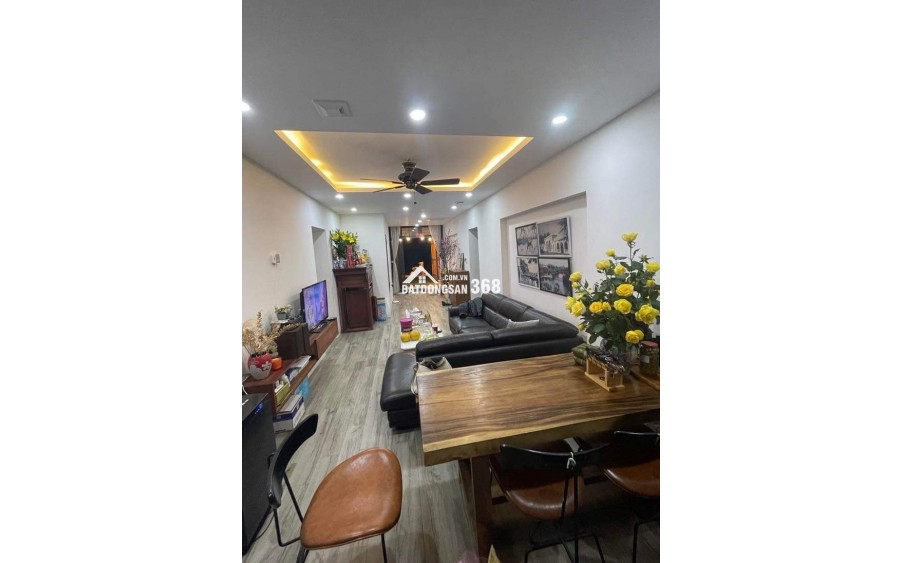 Bán TT Đống Đa - ô tô đỗ cửa - DT sổ hiếm - DT sử dụng 150m2 - tầm tiền cạnh tranh nhà đất